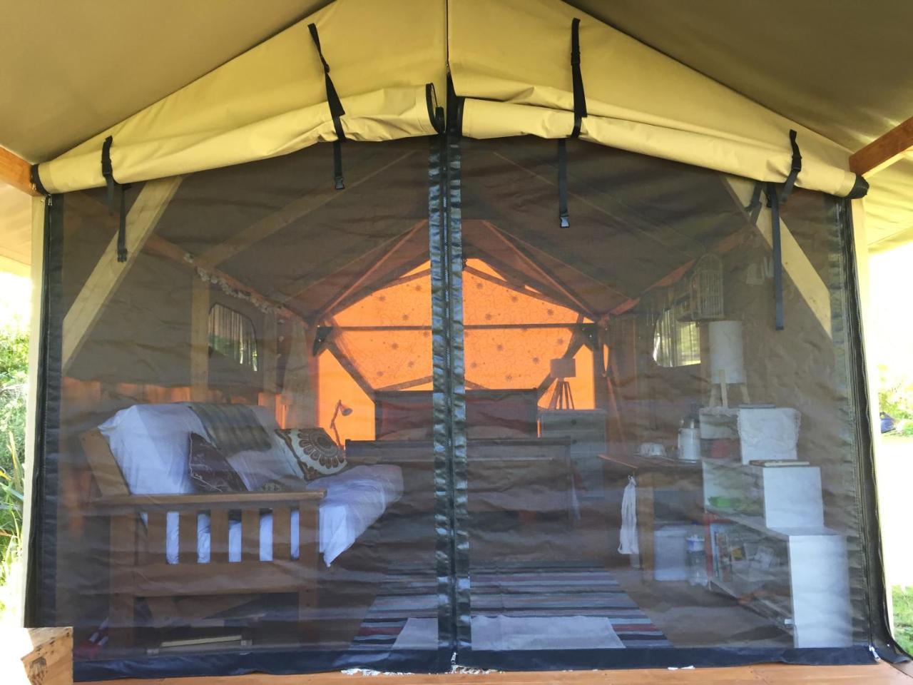 فندق Omarama Oasis - Permaculture Glamping Pohara المظهر الخارجي الصورة