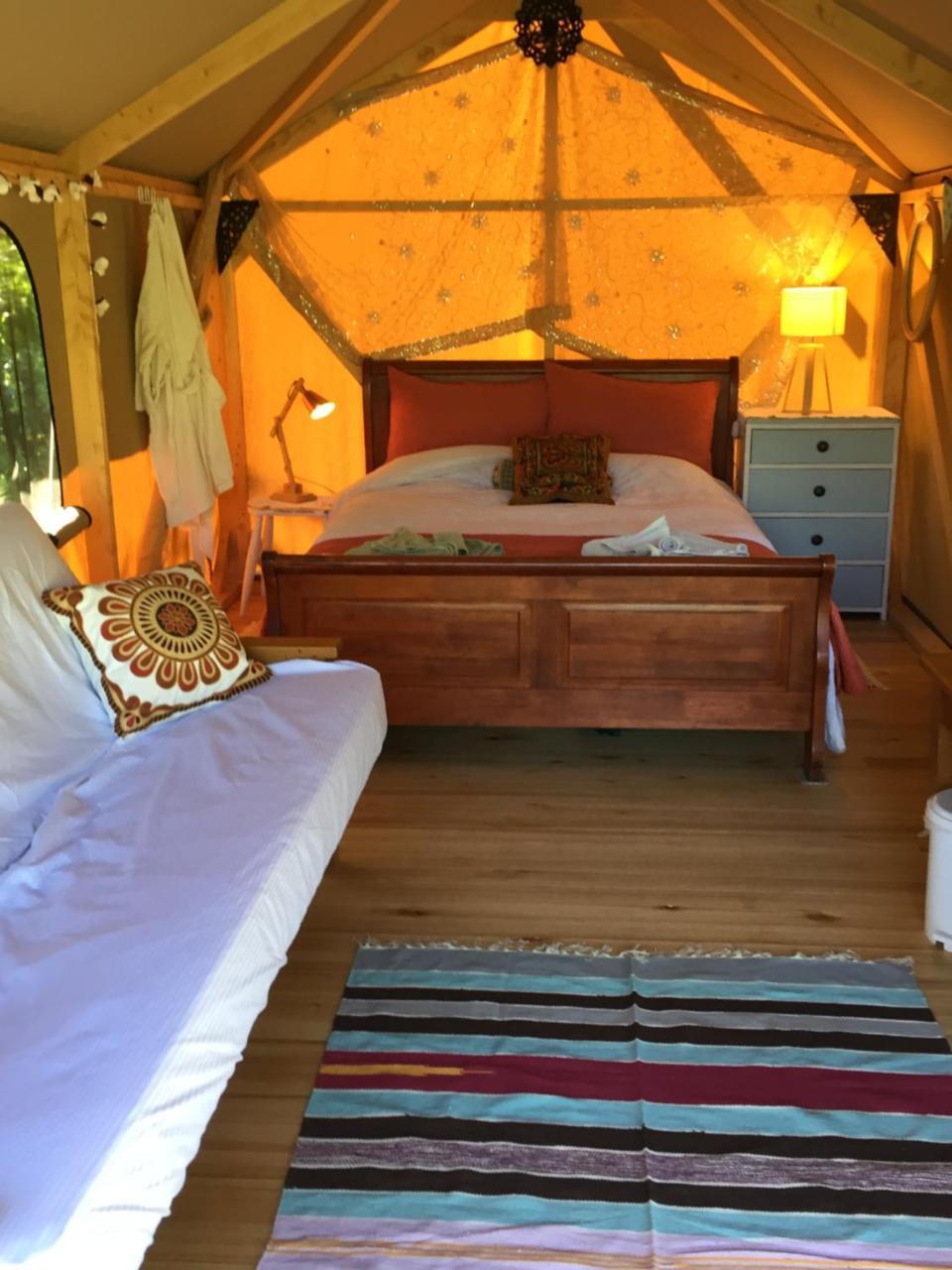 فندق Omarama Oasis - Permaculture Glamping Pohara المظهر الخارجي الصورة